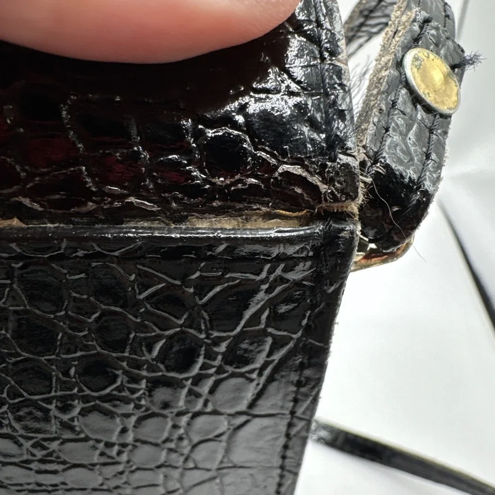 Vintage Black Leather Alligator Clutch Removable Strap Tradwife Costume Cocktail